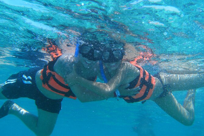 Catamaran family friendly Tour to Isla Mujeres with lunch - One hour in downtown Isla Mujeres