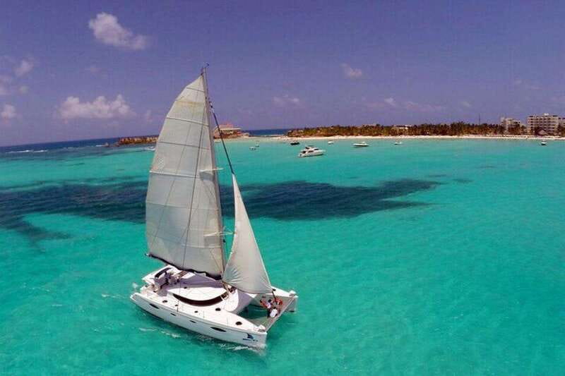 Catamaran party Isla Mujeres with drinks & lunch - Key points to know before booking