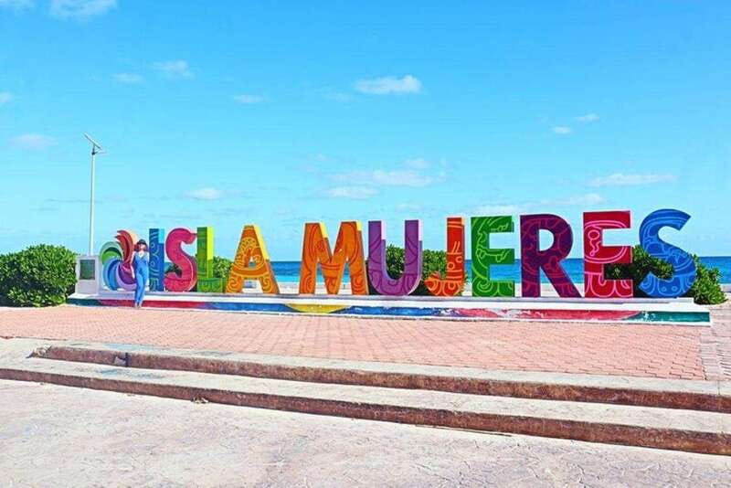 Catamaran party Isla Mujeres with drinks & lunch - What kind of Isla Mujeres day this really is