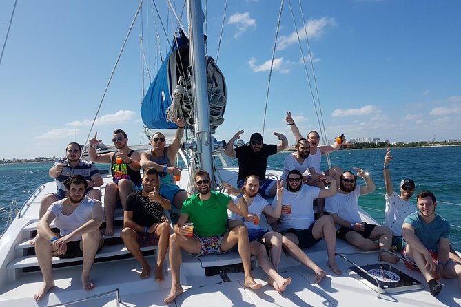 Catamaran Sailing Experience & Snorkeling Tour to Isla Mujeres - Snorkeling at El Meco and the underwater sculptures
