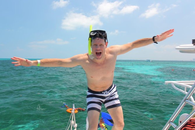Catamaran Sailing Experience & Snorkeling Tour to Isla Mujeres - Timing problems to keep in mind