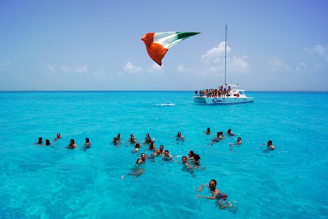 Catamaran to Isla Mujeres - Who Will Enjoy This Catamaran Trip?