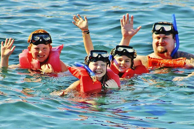 Catamaran to Isla Mujeres – Kids Go Free! (Only Pay Dock Fee) - What the $25 price really buys you