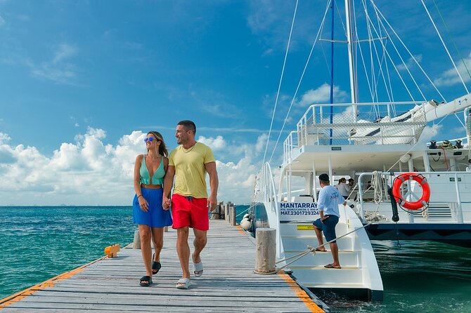CATAMARAN to Isla Mujeres, Snorkel & Beach Club by Xcaret - Food, drinks, and what the packages mean