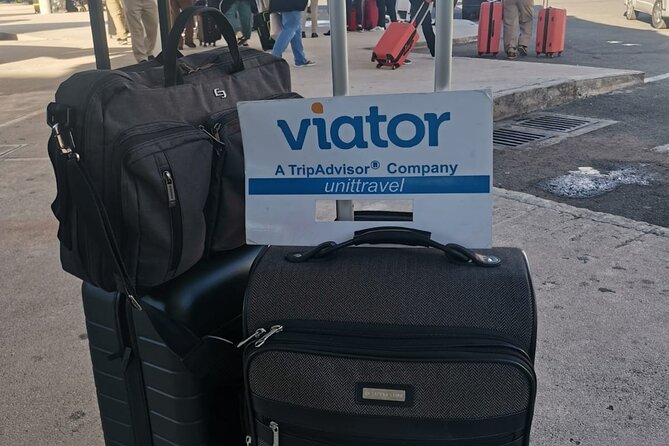 Cheap transfer for up to 10 people. - The return transfer requires more attention