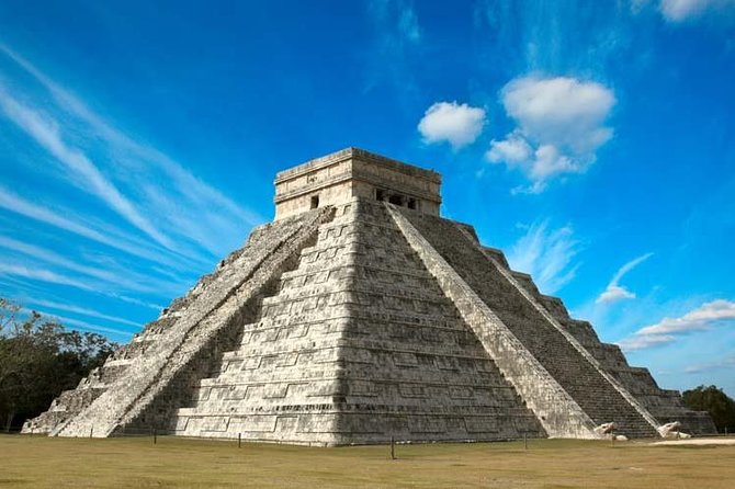 Chichén Itzá Ancestral Tour from Cancún with Cenote - Valladolid is a short photo stop