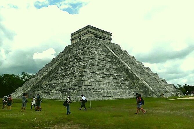 Chichen Itza and Dos Cenotes Experience from Cancun - Real Mayab adds food and a possible extra cost