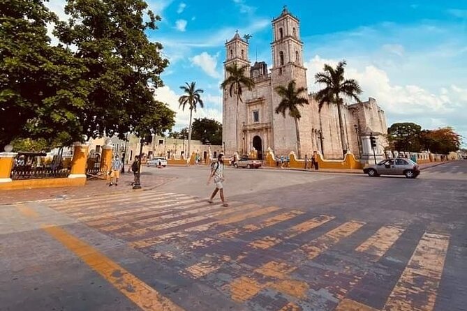Chichen Itza and Mayan Traditions - A Yucatecan lunch prepared by the community