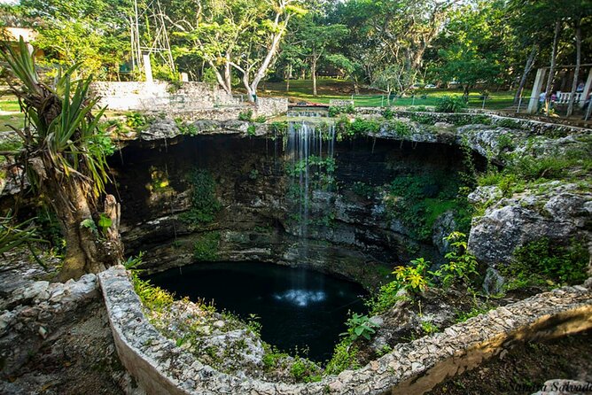 Chichen Itza, Cenote Sagrado and Valladolid from Cancun - Cenote Chichikan and the cost of a swim