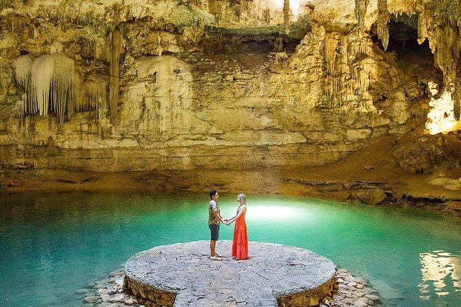 Chichén Itzá, Cenote Suytún & Cenote Ik-kil Expedition - Chichén Itzá gives the day its purpose