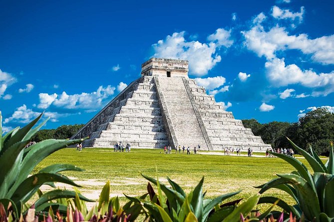 Chichen Itza & Ek Balam Tour From Cancun - The early ride from Cancun