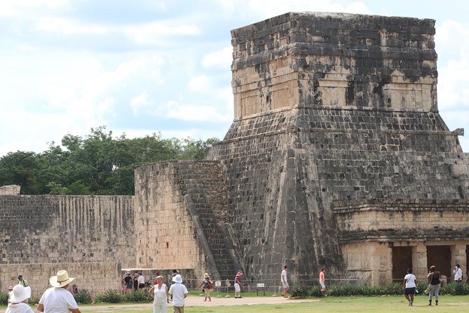 Chichen Itza & EkBalam Ruins with Cenote Swimming from Cancun - Lunch keeps the middle of the day practical