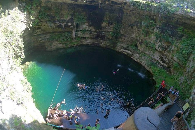Chichen Itza, Suytun and Ik-Kil Cenote - Cultural stops, shopping and the part to watch closely