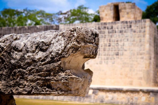 Chichén Itzá Tour with Cenote Xunáan, Valladolid & Lunch - An early pickup and a long ride inland
