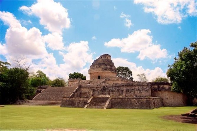 CHICHEN ITZA, VALLADOLID and CENOTE from Riviera Maya, Cancun, Tulum (Private) - Lunch at a local restaurant