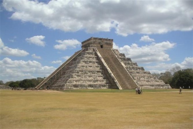 CHICHEN ITZA, VALLADOLID and CENOTE from Riviera Maya, Cancun, Tulum (Private) - Three hours among the monuments at Chichen Itza