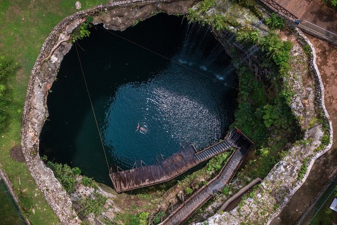 Chichen Regular from Cancun to Playa del Carmen - Selva Maya offers a cool break at Cenote Saamal