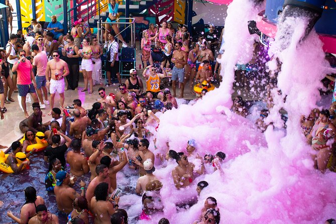 Coco Bongo Beach Club Day Party Premium Pass - What the Coco Bongo Beach Club day is really like