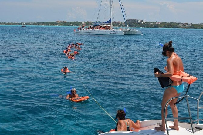 Complete Isla Mujeres excursion from Cancun with all inclusive - Free time on Isla Mujeres