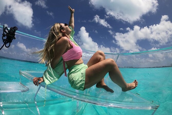 Crystal Boat Tour to Isla Mujeres and Reefs - A small boat with clear limits