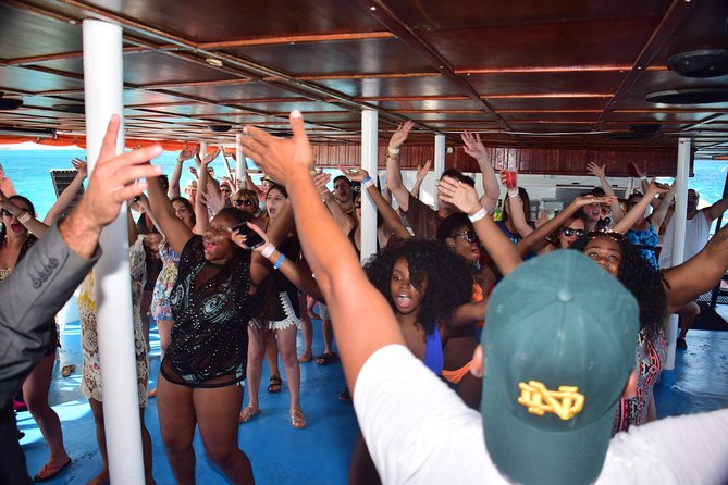 Dancer Cruise Isla Mujeres Snorkel Food and Drinks Included - A party boat with a proper day plan