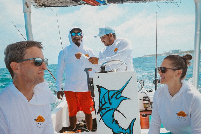 Deep Sea Fishing Experience in Puerto Morelos - Fish cleaning and a fresh lunch afterward