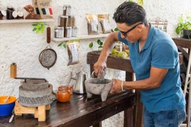 Del Grano al Cafe Learn how to roast grind and prepare coffe - Alex’s Teaching Style and the Added Local Touch