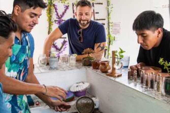 Del Grano al Cafe Learn how to roast grind and prepare coffe - Who Will Enjoy This Cancun Coffee Class?