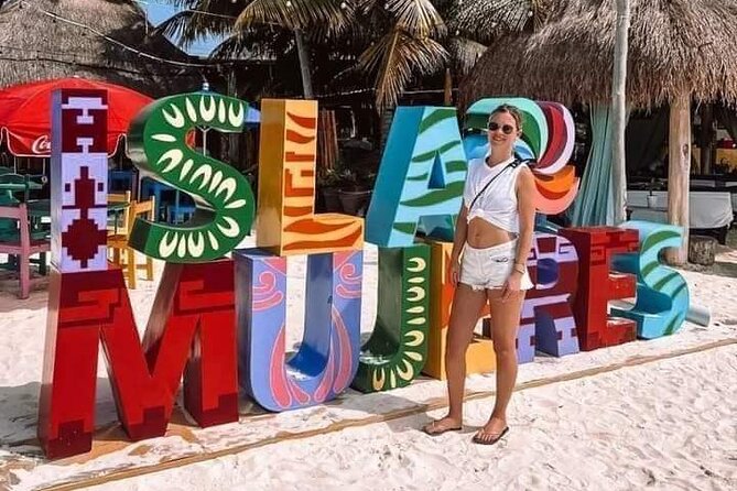 Deluxe Catamaran to Isla Mujeres, with Drinks, Snorkel & Buffet - What the Catamaran Ride Is Really Like