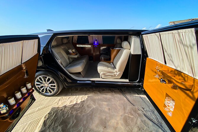 Deluxe GMC Limousine from CUN Airport to Cancun Hotel Zone - Drinks, coffee, and the small luxury touches
