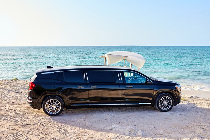 Deluxe GMC Limousine from CUN Airport to Cancun Hotel Zone - Birthday and bachelorette add-ons