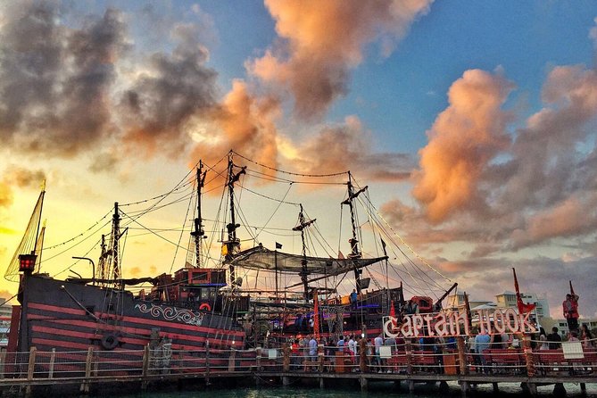 Dinner & Live Pirate Fight from Cancun - Seating, comfort, and practical choices