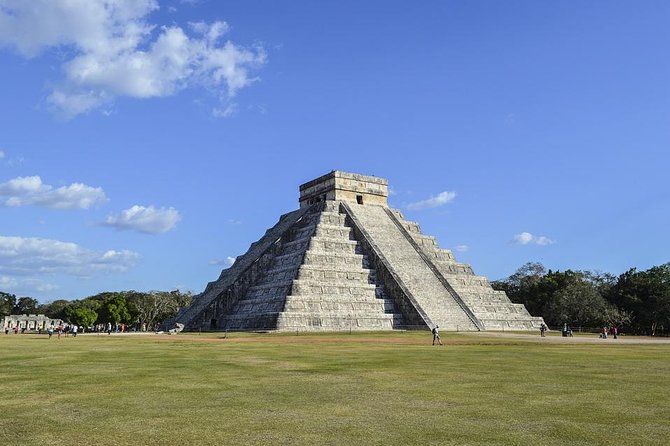 Discover Chichen Itza from Cancun or Maya Riviera - Valladolid in a 30-minute visit