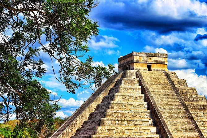 Discover Chichen Itza from Cancun or Maya Riviera - The early pickup from Cancun or Riviera Maya