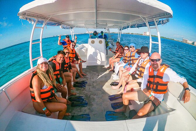 Eco Whale Shark Encounter - Group size, safety, and the rules that protect the animals