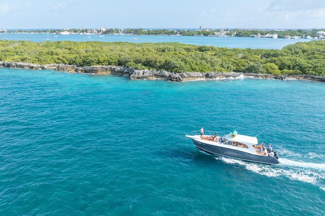 Exclusive Isla Mujeres and Cancun Private Yacht Tour - Open bar, ceviche, and simple boat snacks
