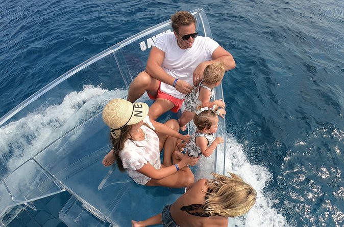 Excursion to Reefs in a transparent boat from Cancun - Guide quality and language expectations