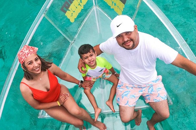 Excursion to Reefs in a transparent boat from Cancun - Meeting point, group size, and practical details