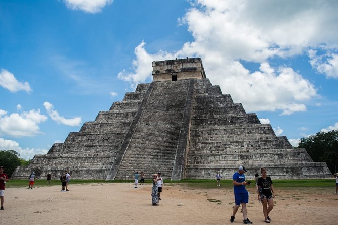 Experience Chichén Itzá: Full Day Tour with Cenote & Valladolid - Valladolid in one hour, or less
