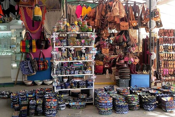 Explore Cancun City Tour! Round Bus transportation - Plaza La Fiesta and the tasting stops