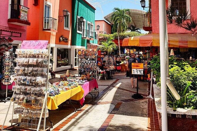 Explore Cancun City Tour! Round Bus transportation - What the ride is like