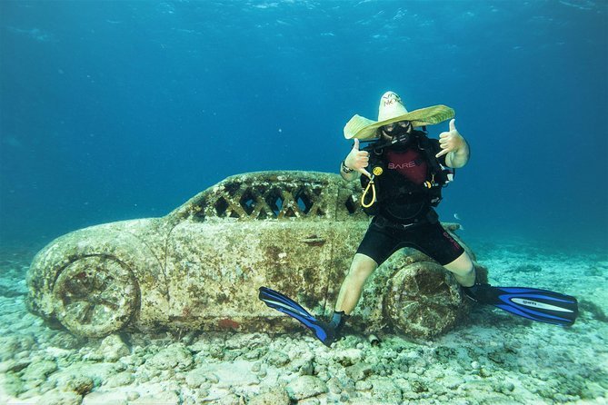 For certified Divers Experience the Under Water Museum and the Manchones Reef - Two underwater worlds near Isla Mujeres