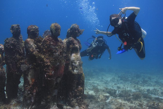 For certified Divers Experience the Under Water Museum and the Manchones Reef - Equipment, water, and the wetsuit decision