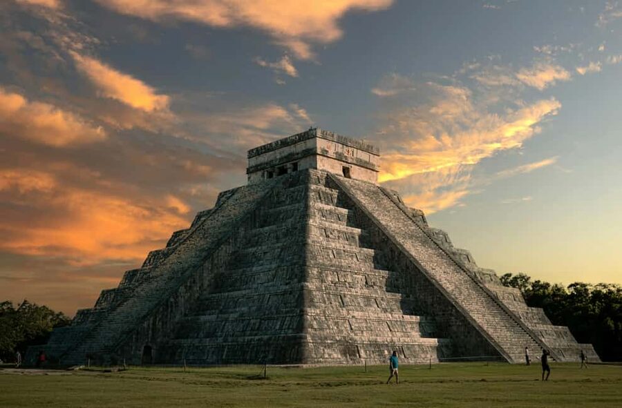From Cancun: Chichén Itzá, cenote, Valladolid, and Tequila - Key points at a glance