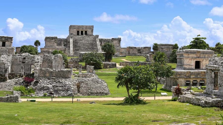 From Cancun: Tulum and Akumal Cenote and Turtle Swim Tour - Tulum’s walls, temples, and sea views