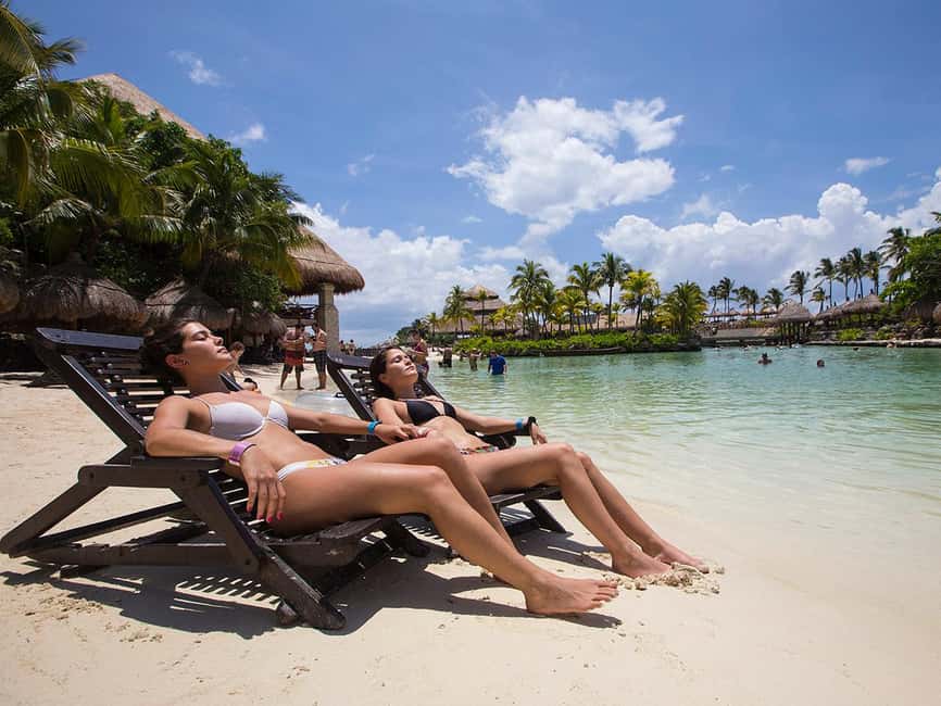 From Riviera Maya: Xcaret Park Plus, the complete experience - Pre-Hispanic dances and the equestrian show