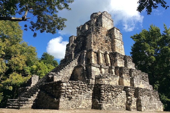 Full Day Guided Tour of Tulum and Coba, 4 places in 1 Day - Tulum: coastal ruins with a short introduction