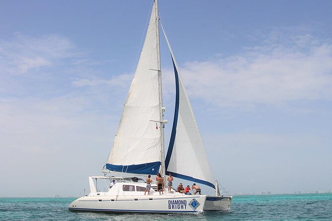 Full-Day Luxurious Catamaran Adventure - Cancún to Isla Mujeres - Playa Norte and the Isla Mujeres Stop