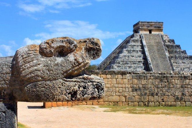 Full-Day Tour to Chichen Itza and Sacred Cenote from Cancún - Entering the Maya world at Chichen Itza