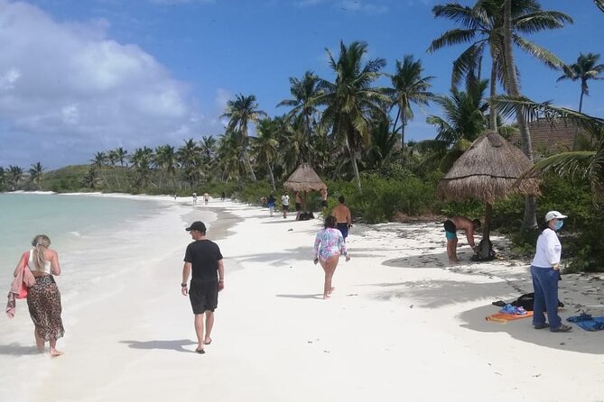 Full Day Tour to Isla Contoy and Isla Mujeres from Cancun - What the Group Size Means